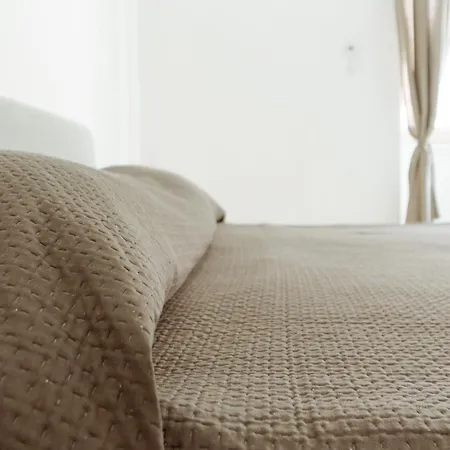 Santo 310 Couette-café *